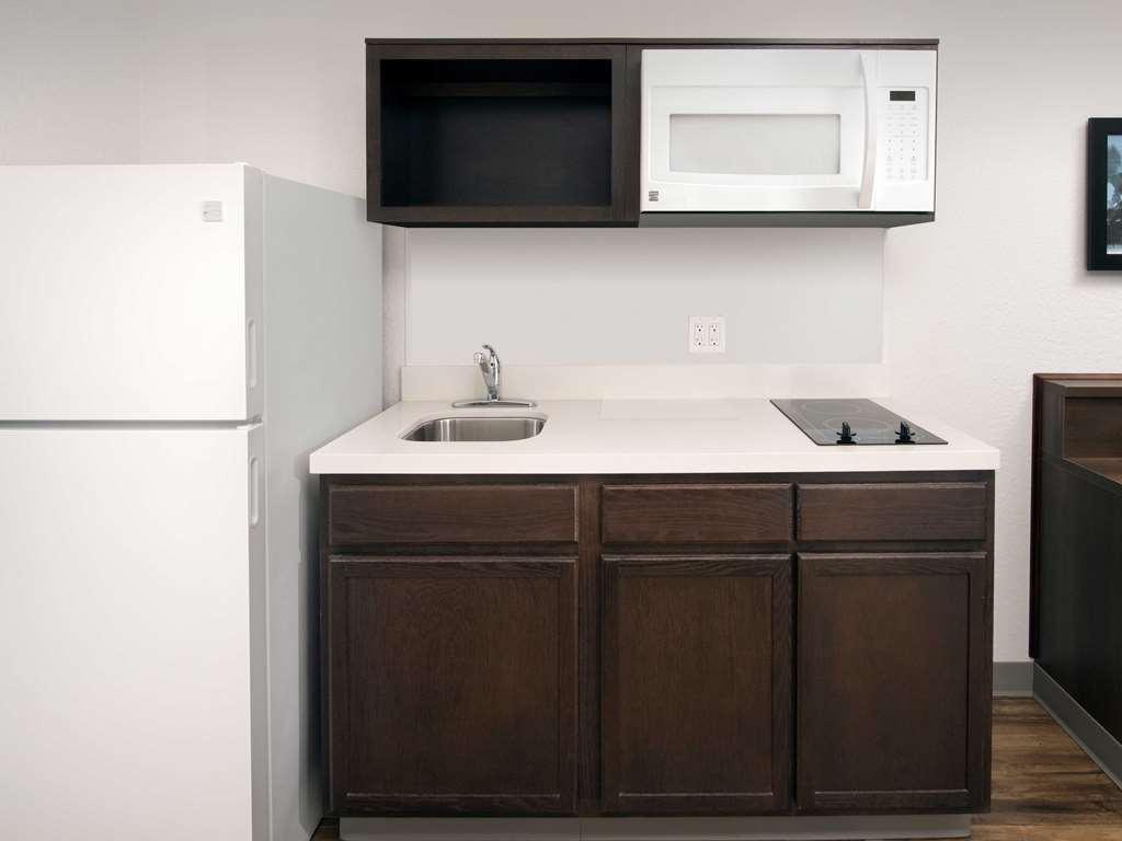 Extended Stay America Select Suites - Cleveland - Avon חדר תמונה