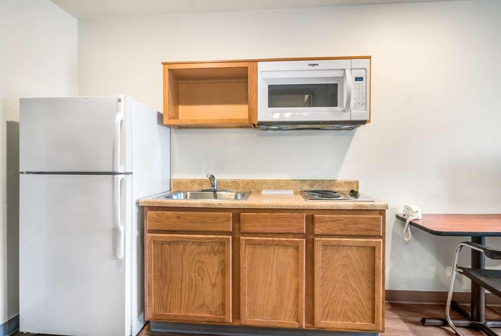 Extended Stay America Select Suites - Cleveland - Avon חדר תמונה